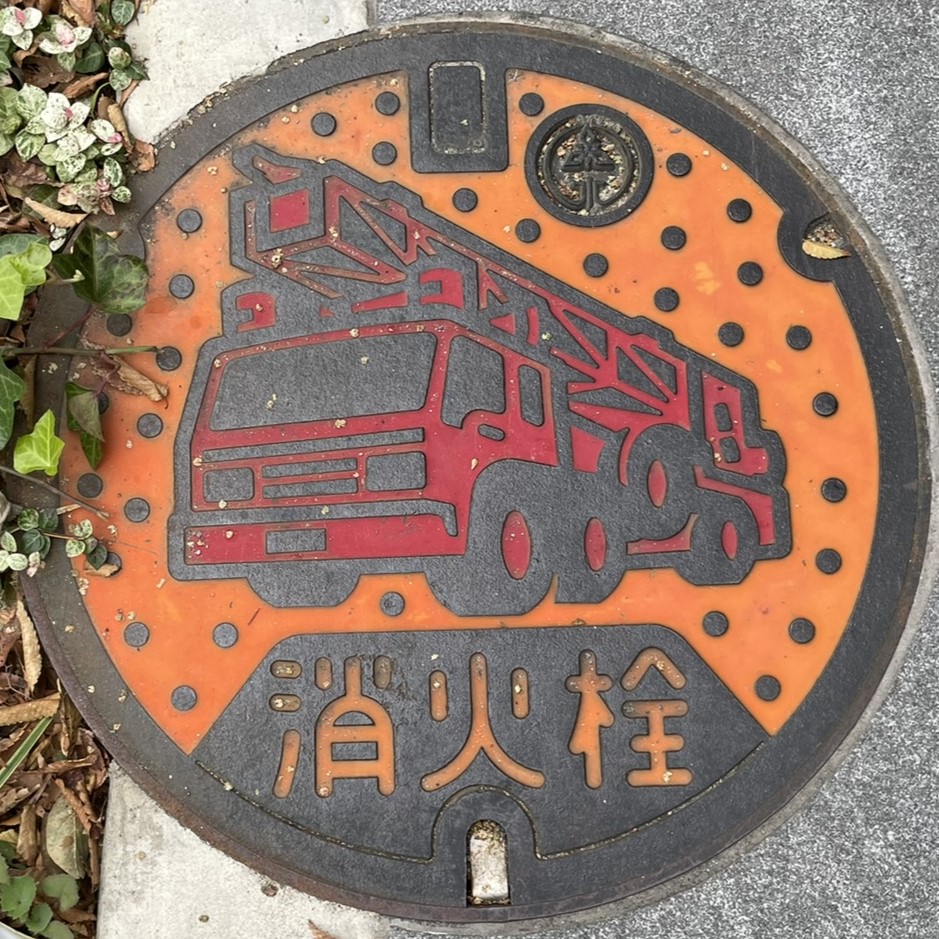 福岡市　マンホール