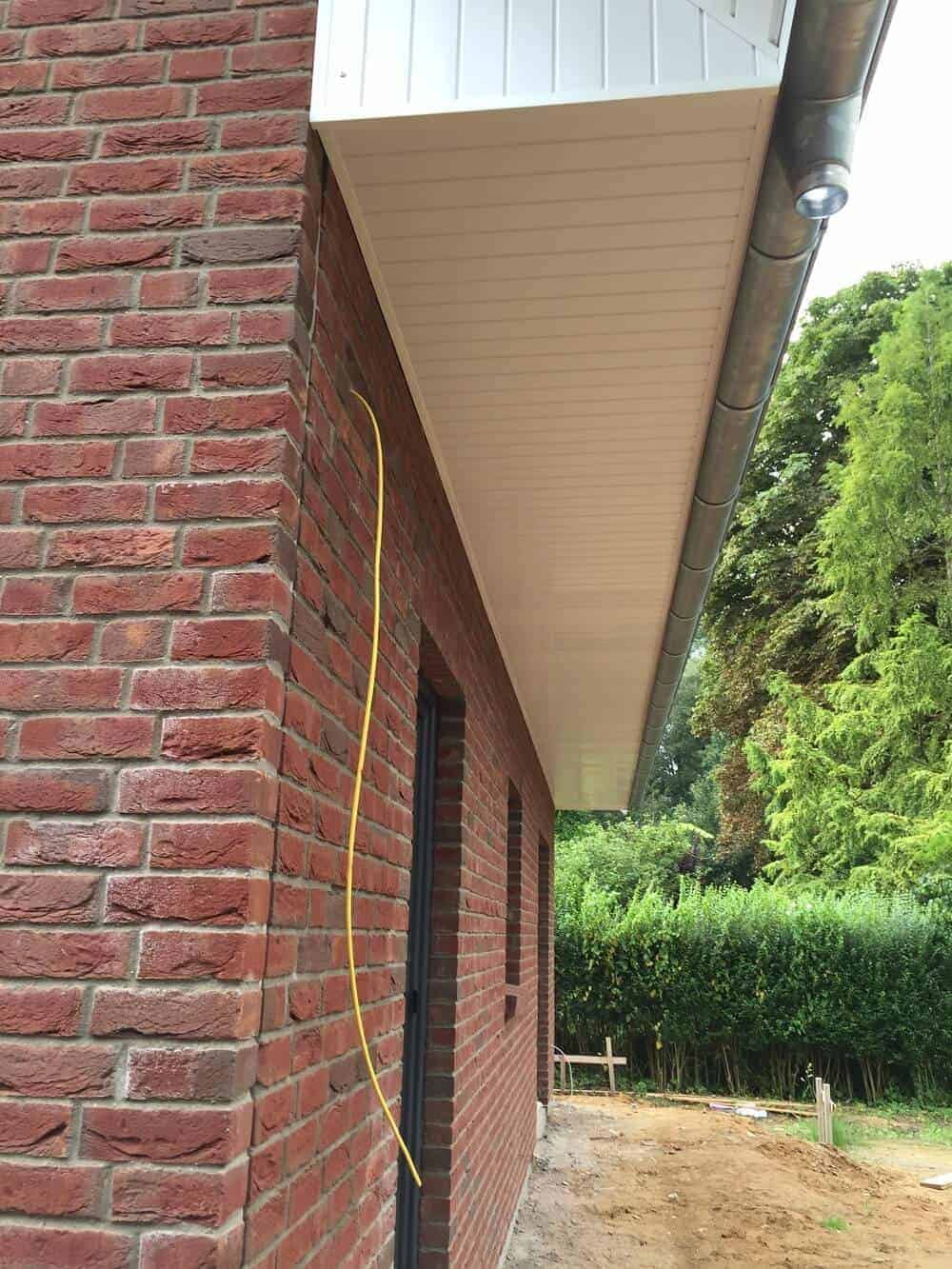 Dachüberstand Streichen Dachüberstände Streichen Und Gerätedosen
