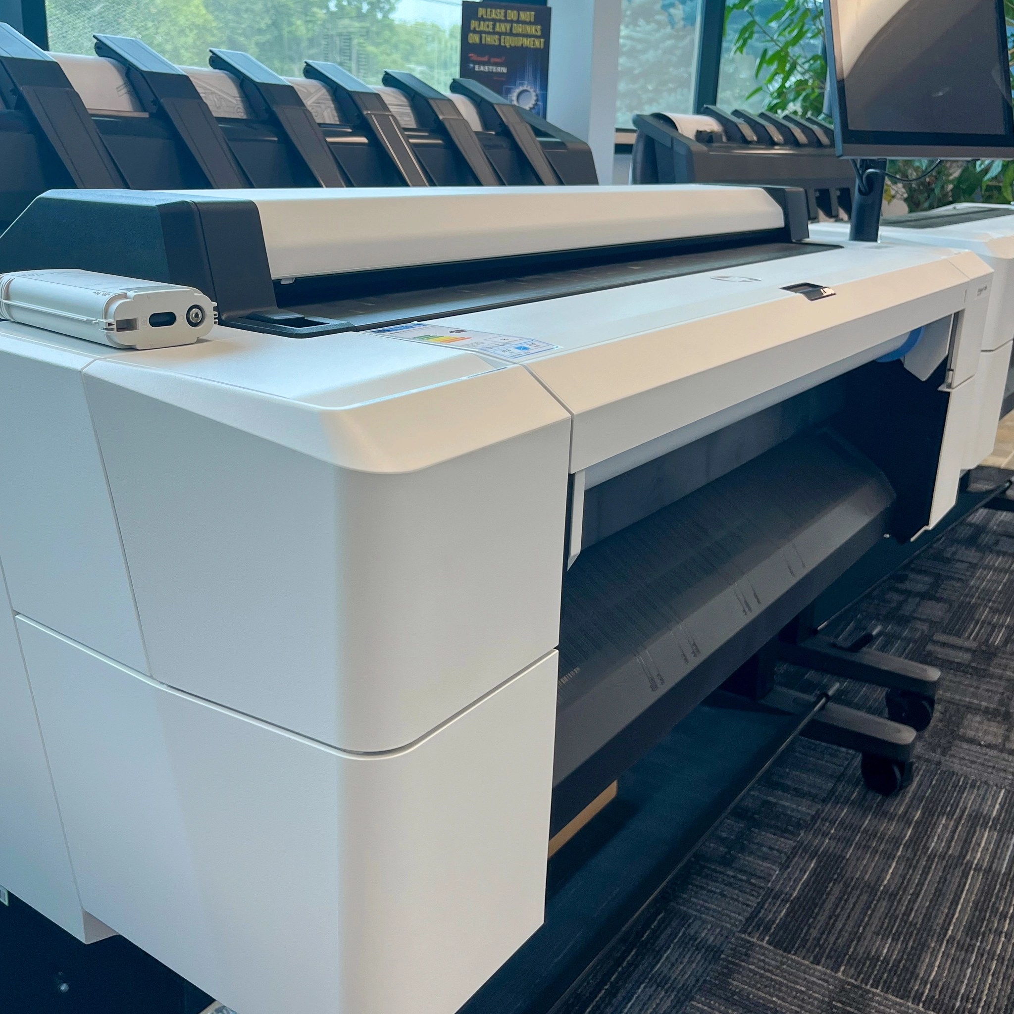 Used HP DesignJet T2600 36-in - Image 2