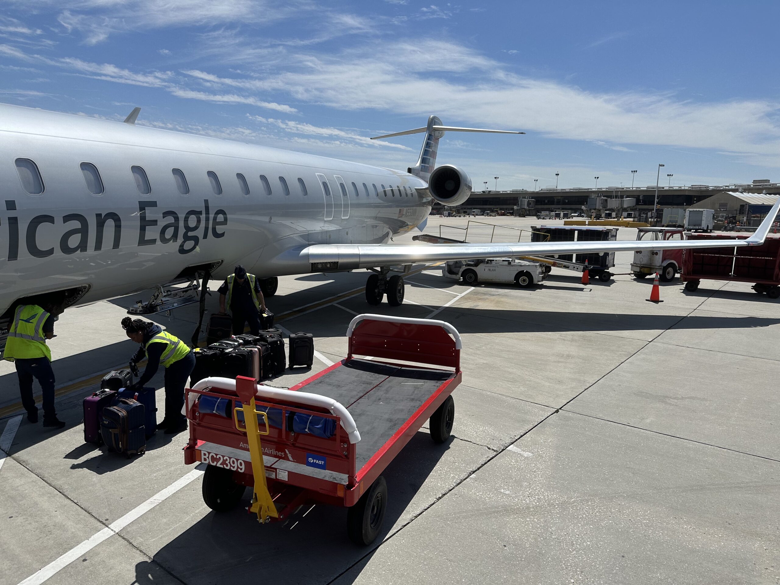 American Eagle Crj 900 Seat Map - 27ldoxs