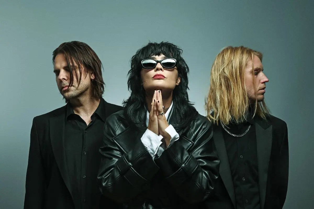 ⚡Saint Agnes: anuncia novo álbum “Your God Fearing Days Are About to Begin” para 31 de outubro via Spinefarm.