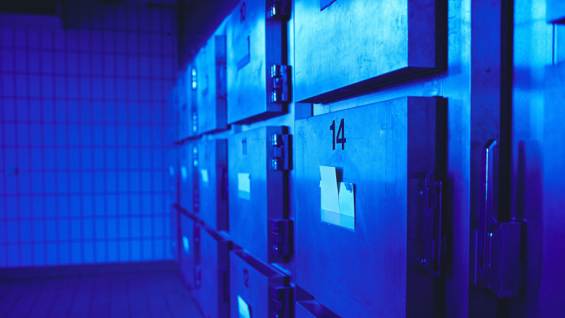 Pensaron que estaba muerta, pero revivió en la morgue