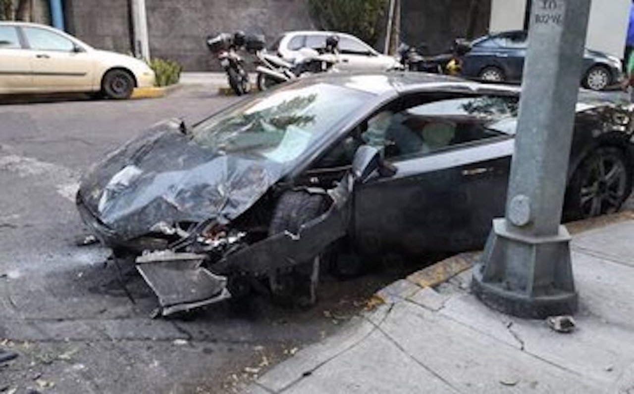 Lamborghini abandonado en la Roma
