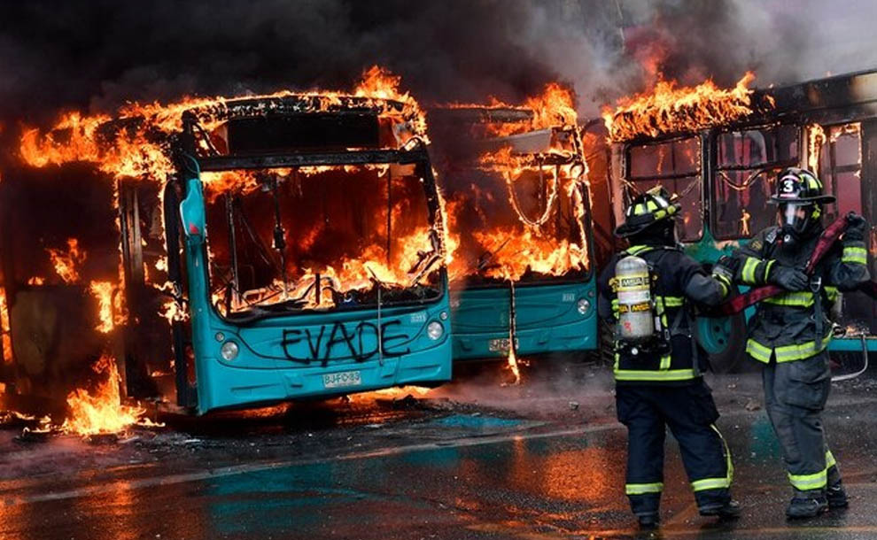 ¿Qué está pasando en Chile? protestas por el precio del transporte y la deficiencia del sueldo