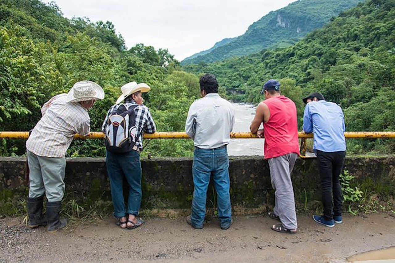 Cadena de autoservicios quita agua a comunidades indígenas