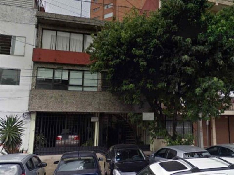 Desmantelan una casa de citas en la Juarez