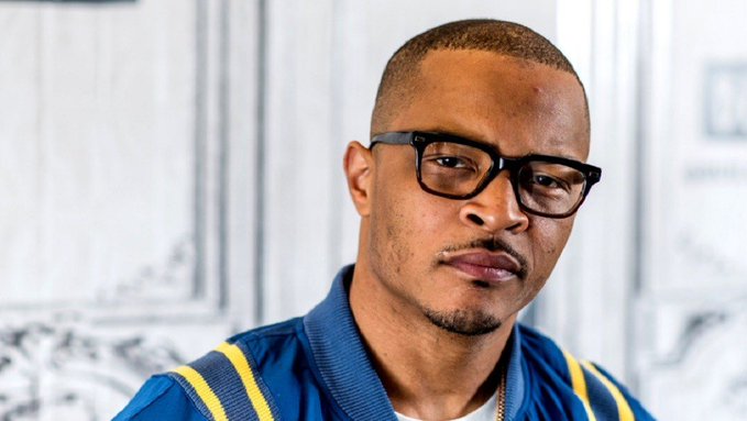 T.I. rapero que somete a su hija a pruebas de virginidad