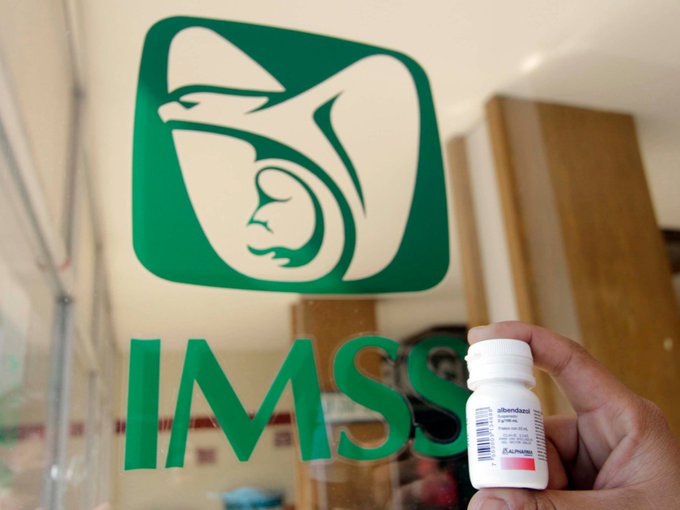 IMSS asegura que el VIH se adquiere por "contagio homosexual"
