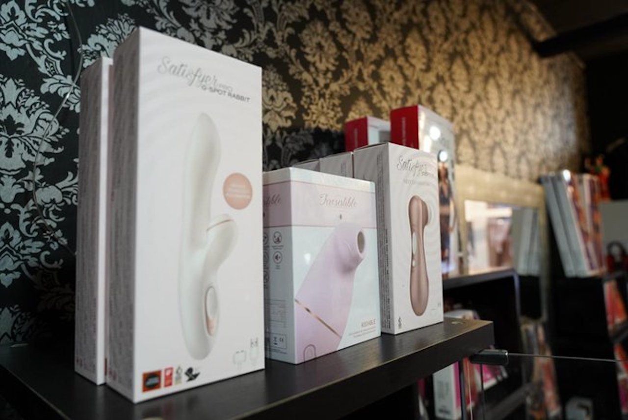 Una mujer robó 40 estimuladores de clítoris y los repartió a sus vecinas (Imagen: Periódico de Ibiza)