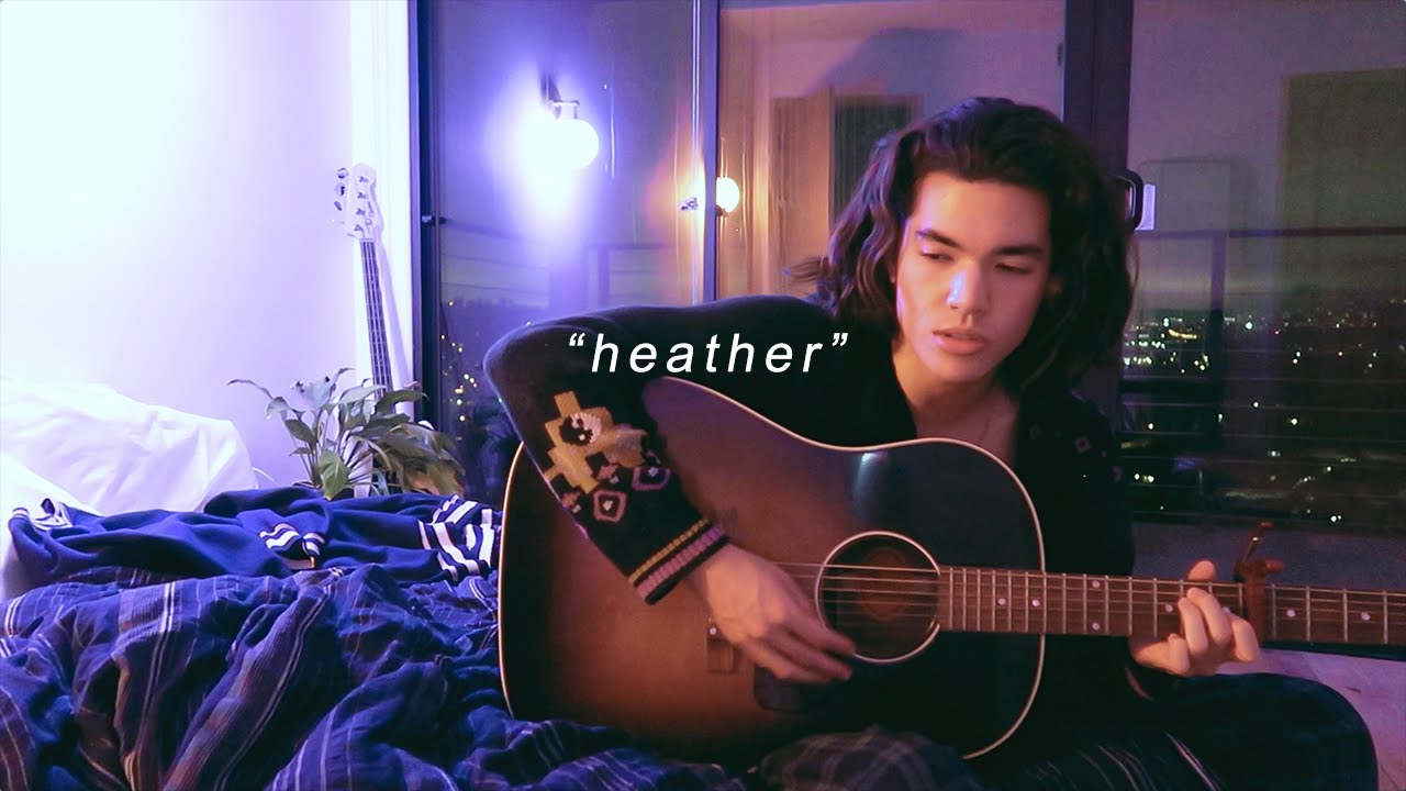 Conan Gray comparte acústico de 'Heather' | CusicaPlus