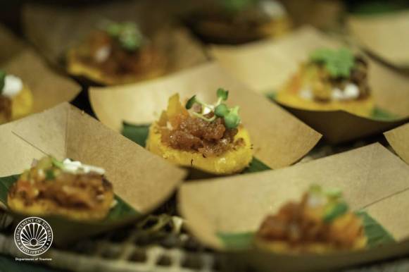 SHANGRI-LA 062624-13 Tatung Sarthou's "pintos"