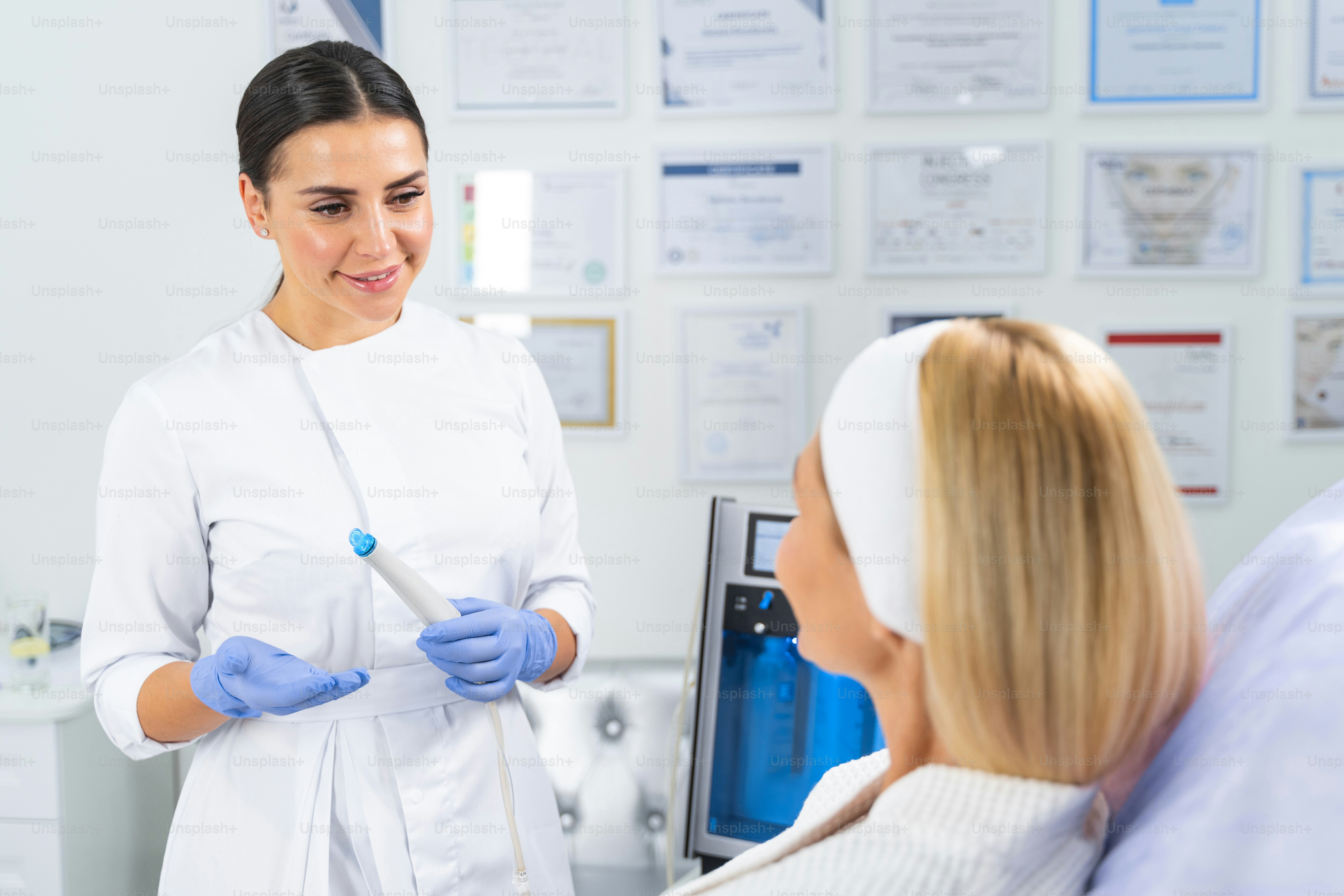 Microneedling Vs Microdermabrasion