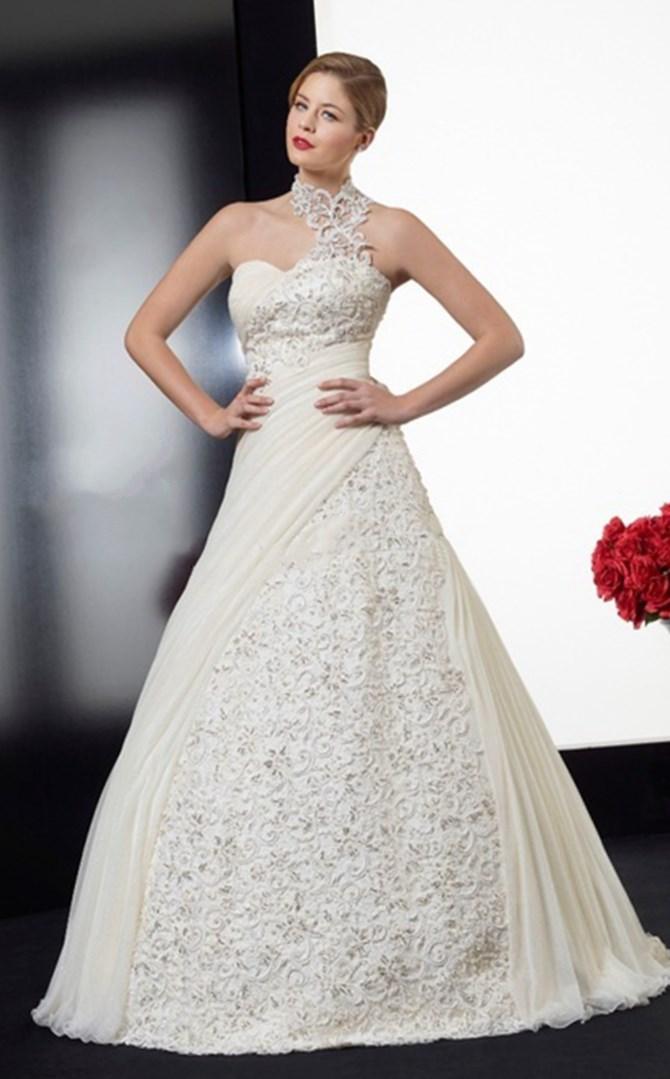 Shilpa shetty raw silk lace work saree in. Plus size indian wedding dresses - PlusLook.eu Collection