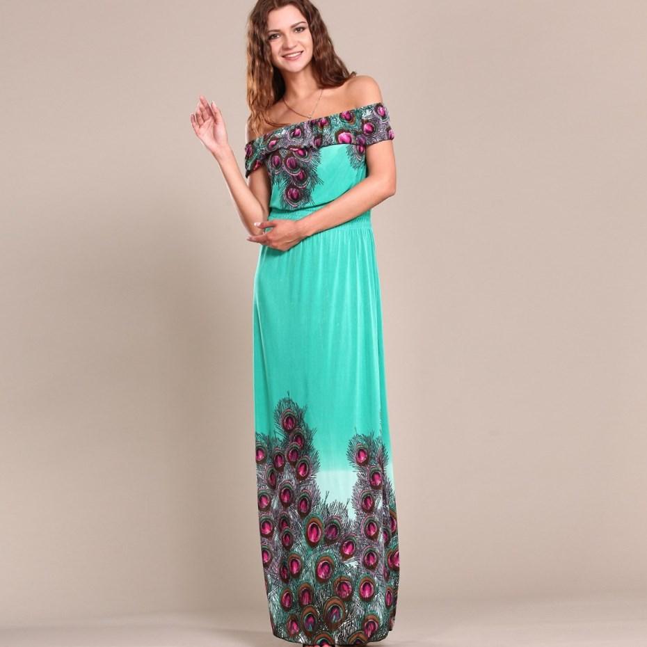 Discover the cutest collection of plus size maxi dresses for curvy women. Plus size boho maxi dresses - PlusLook.eu Collection