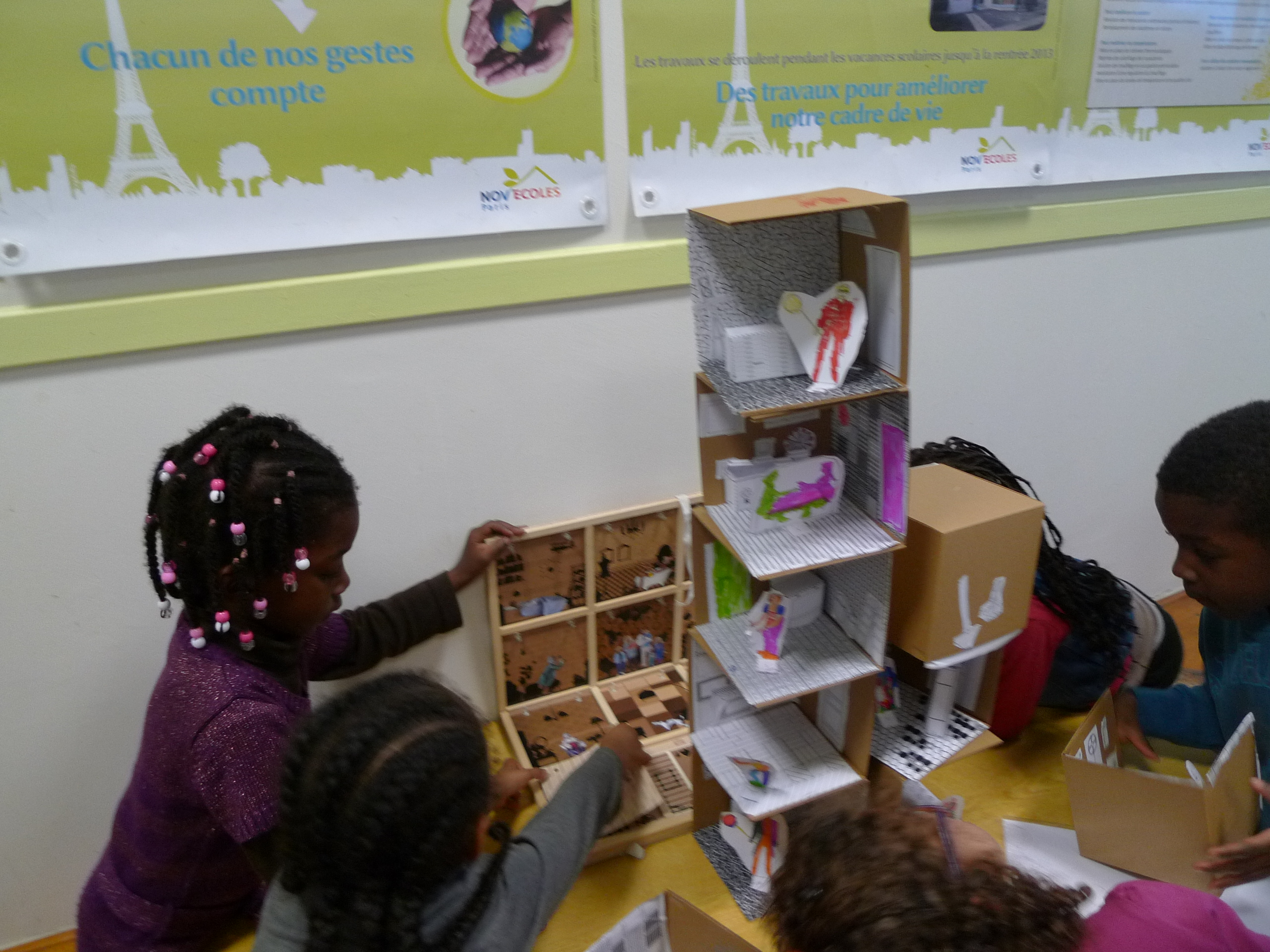 Les maquettes avec un centre de loisirs de la Ville de Paris