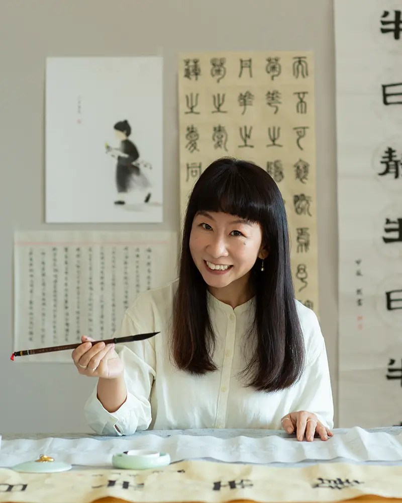 Ran Li Portrait mit Pinsel
