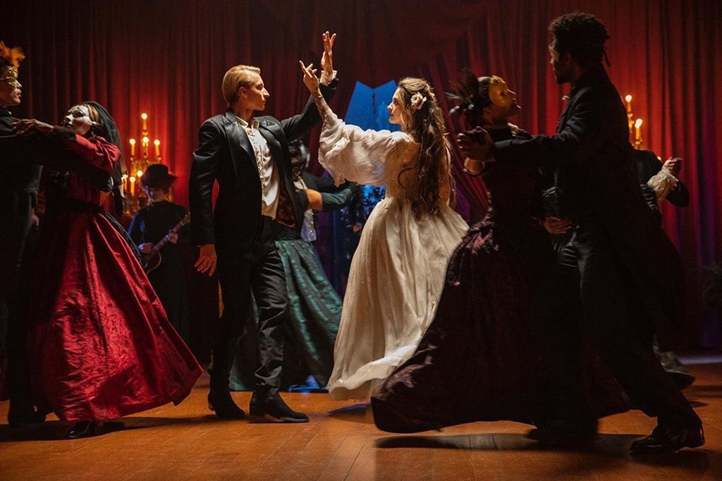 It really seemed to show a snippet of&nbsp;. Paris Jackson Premieres New Song Let Down Pm Studio World Wide Music News