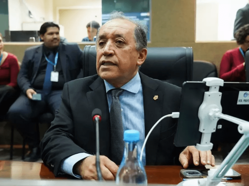 Professor Samuel destaca proteção à infância durante pronunciamento na Câmara de Manaus