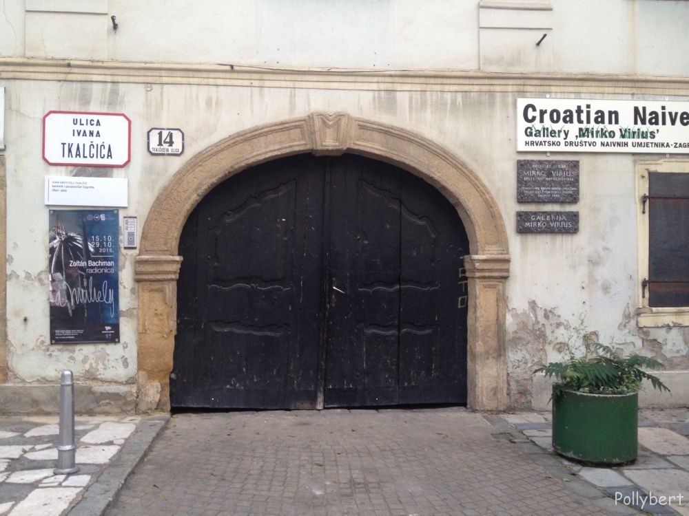 door @Zagreb