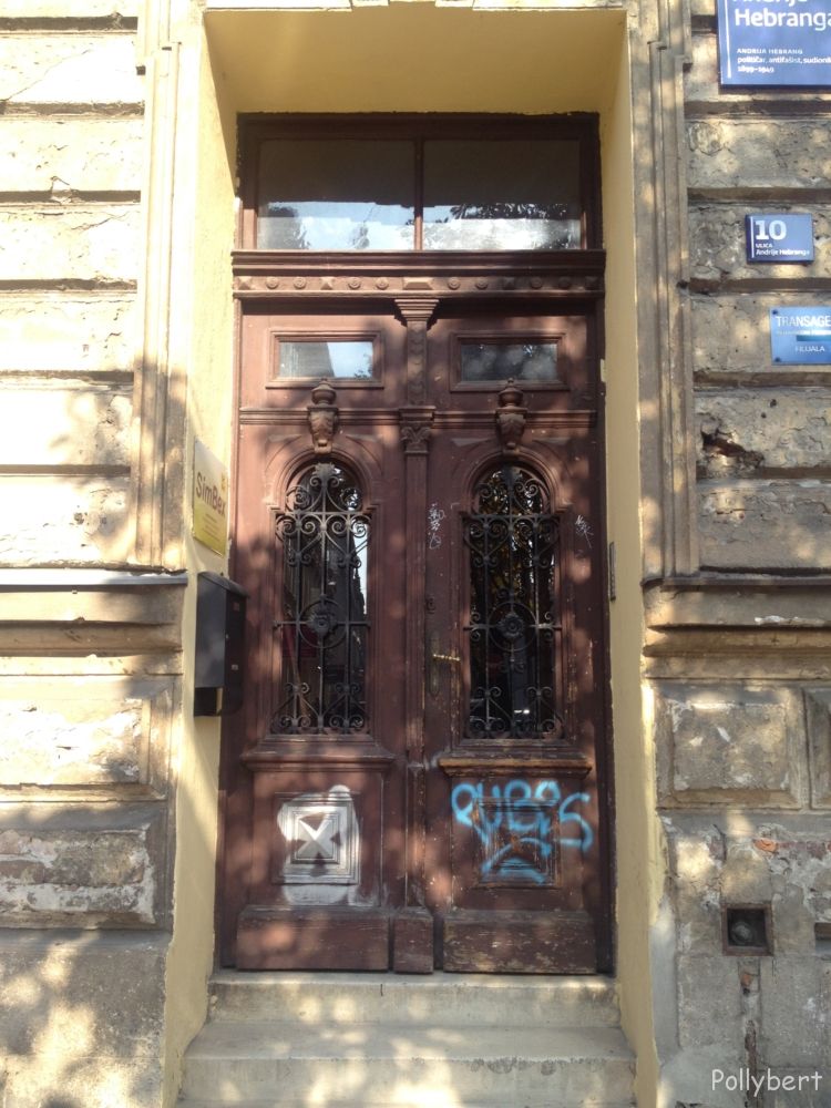 door @Zagreb