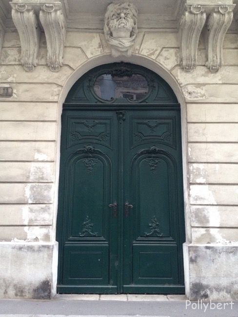 door 1. district