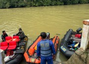 KEJUARAAN TERBUKA AIR DI PANGANDARAN AMAN, SATPOLAIRUD POLRES PANGANDARAN SIAGAKAN PERSONIL KAWAL KELANCARAN ACARA