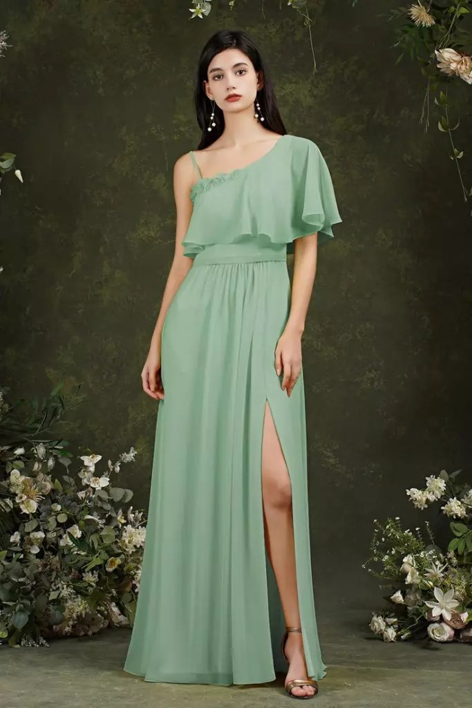 25 stunning green bridesmaid dresses for garden weddings