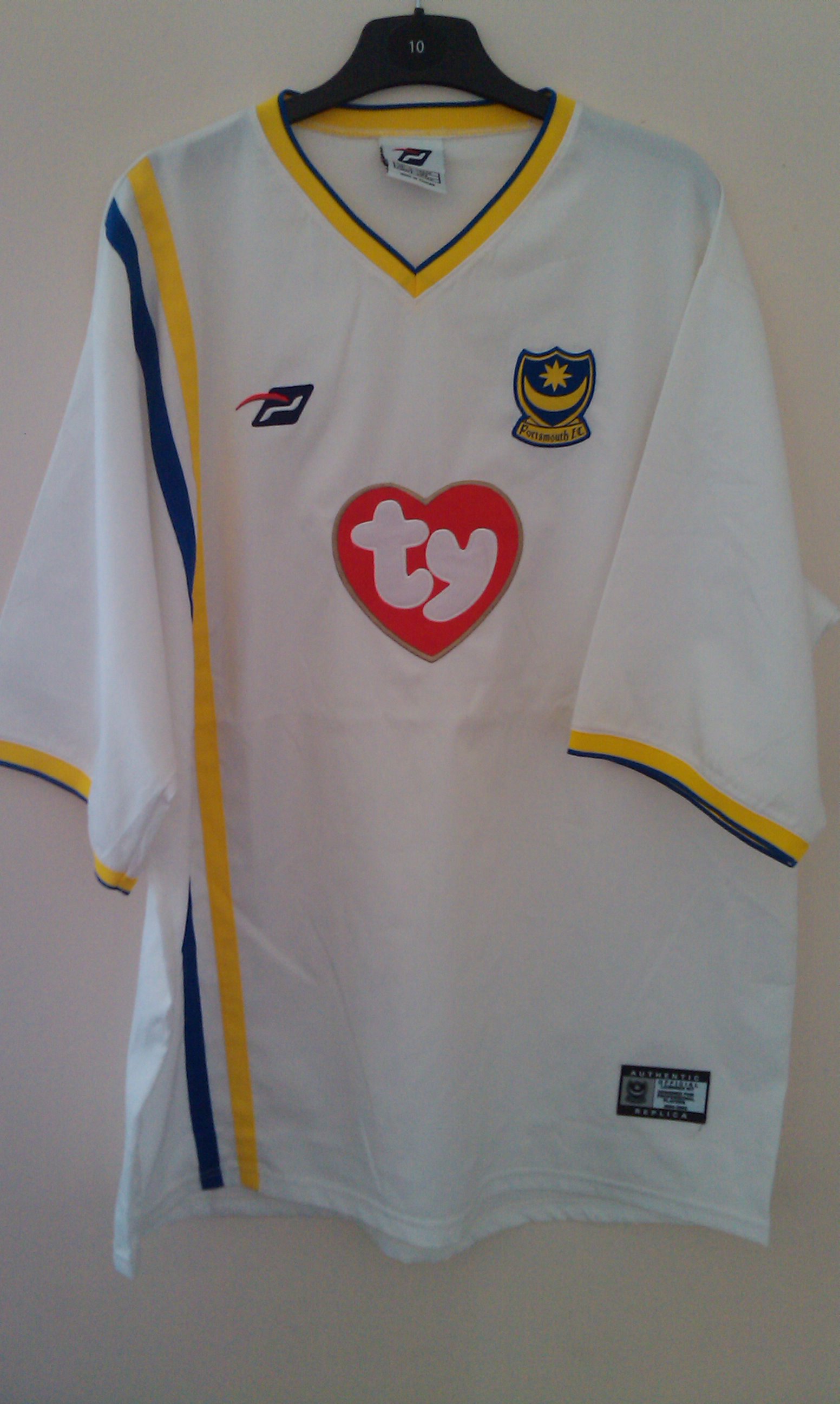 portsmouth fc shirt