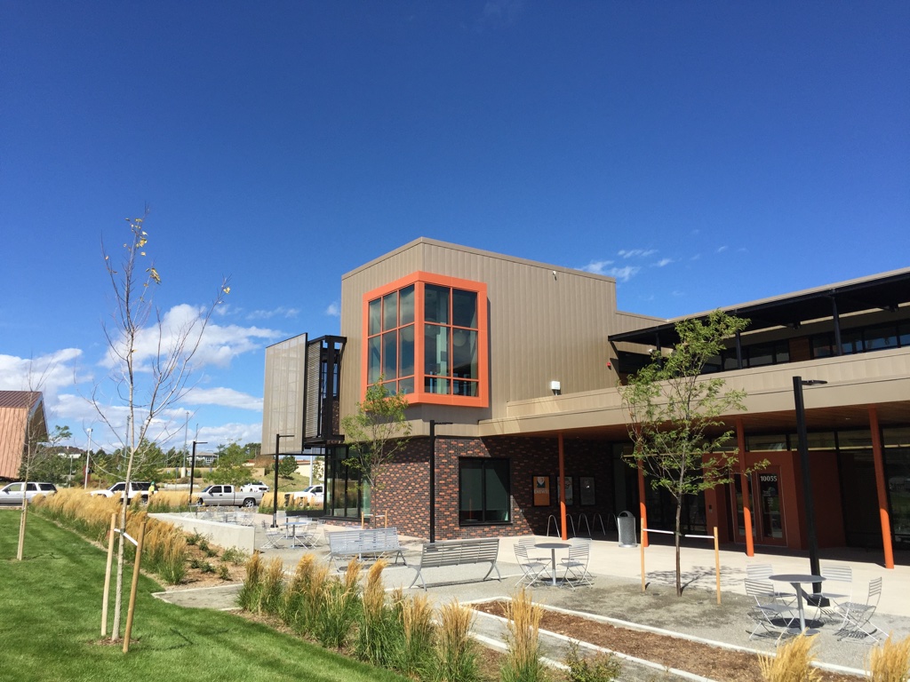 35 Lone Tree Library Photos And Premium High Res Pictures Getty Images