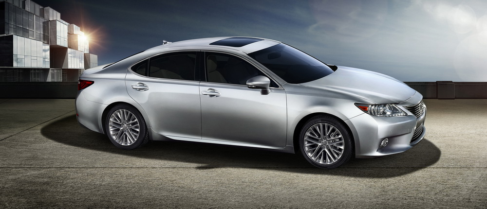 Lexus Encourages Consumers To Look Twice At Its All New 2013