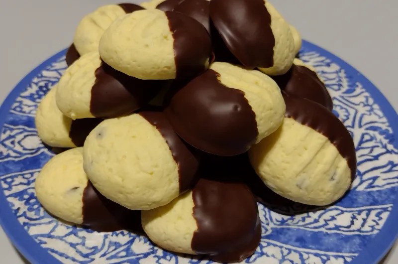 BISCOITO SEQUILHO DE MAIZENA COM MARACUJÁ - Sem leite Condensado