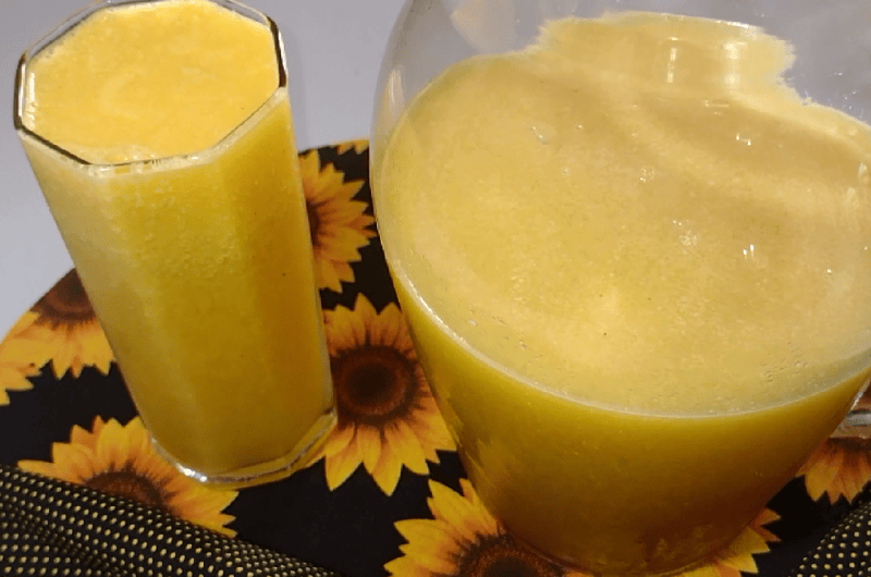SUCO DE ABACAXI COM MARACUJÁ REFRESCANTE