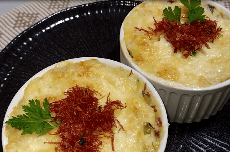 ESCONDIDINHO DE MANDIOCA COM CARNE SECA