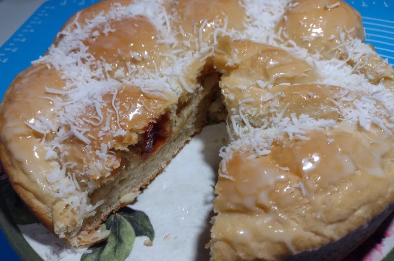 ROSCA DOCE DE GOIABADA - COBERTURA DE LEITE CONDENSADO E COCO