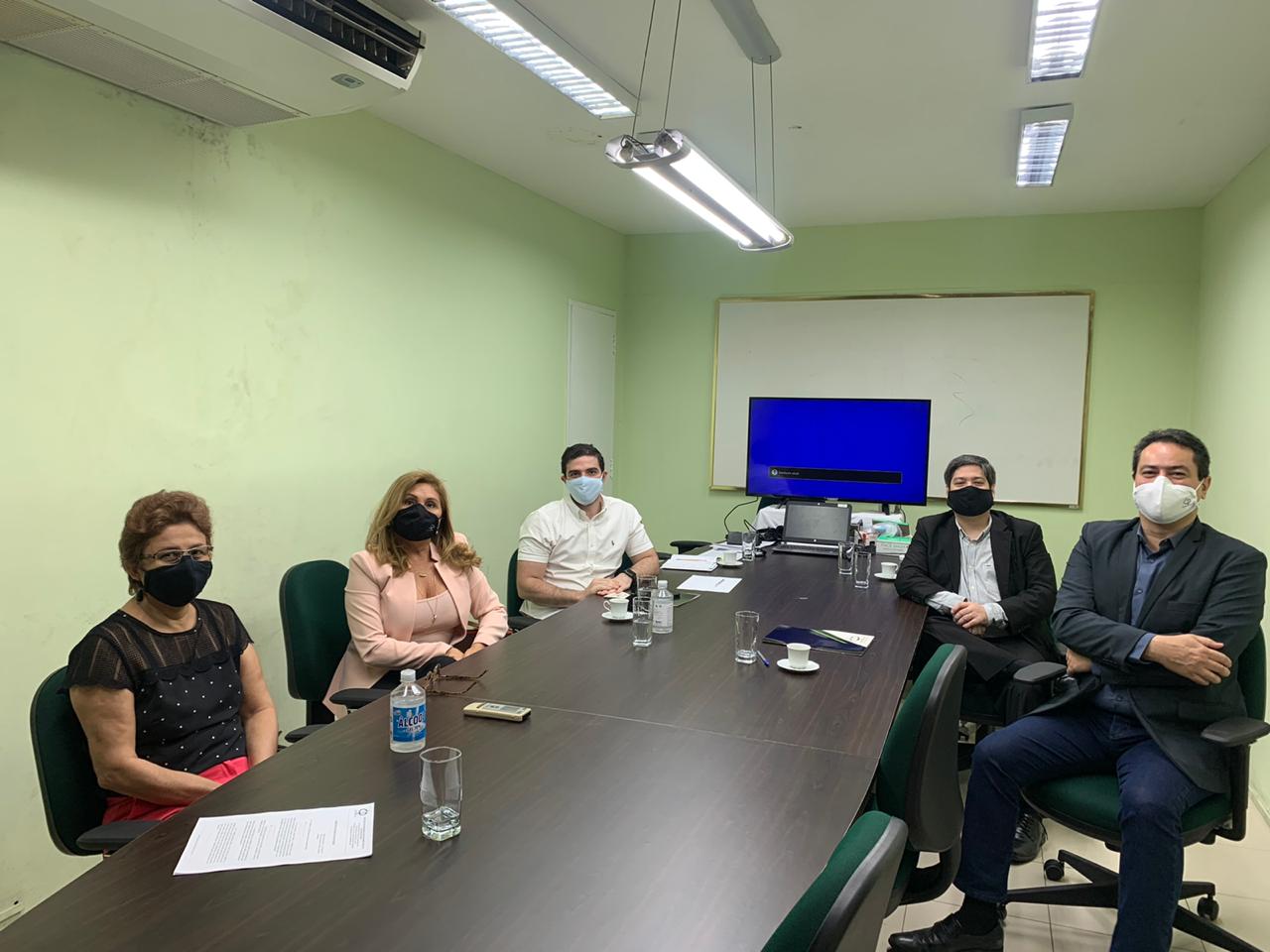 Read more about the article Diretoria da ADPEP se reúne com o Deputado Igor Normando para tratar do PL n. 28/2020, que propõe alterações no RJ dos servidores do estado