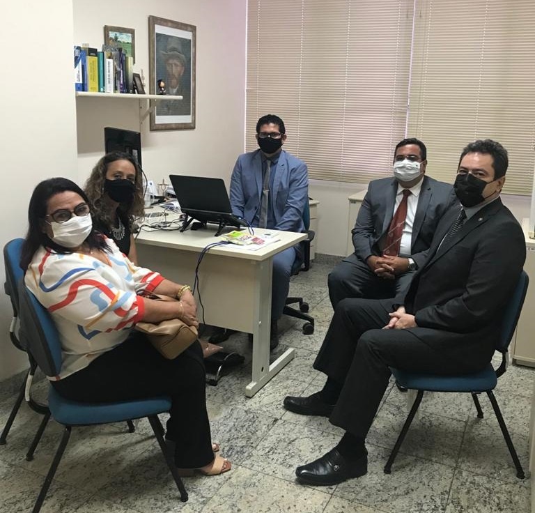 Read more about the article Dirigentes da ADPEP se reúnem com juiz para conversar sobre processo de interesse da classe