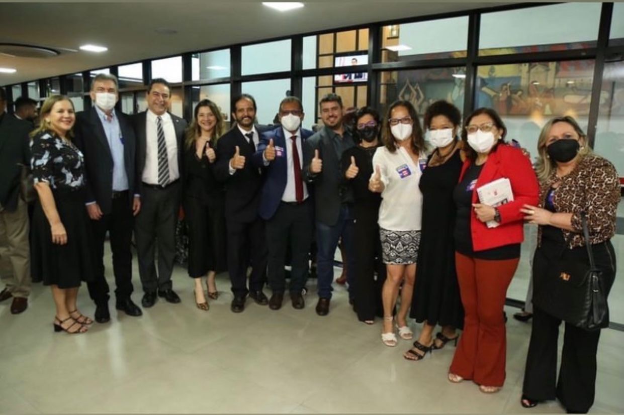 Read more about the article Sessão na ALEPA aprova a PEC 05/2022 (Pec do Teto)