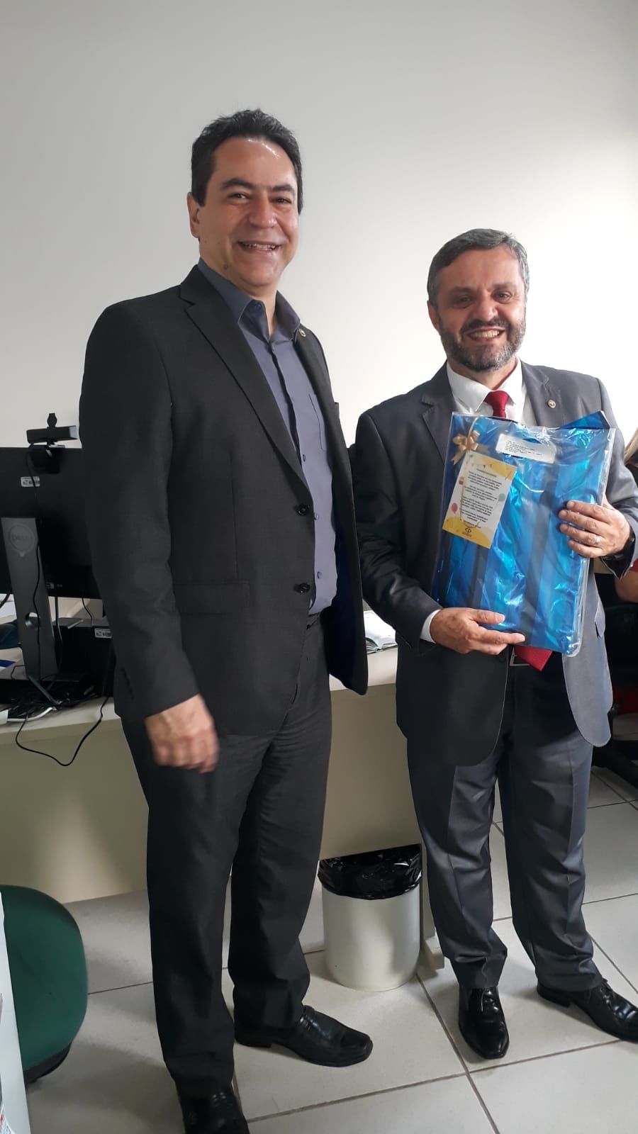 Read more about the article Presidente da ADPEP visita associados e associadas no prédio da Defensoria Pública em Icoaraci