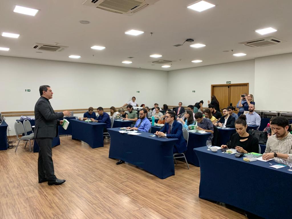 Read more about the article ADPEP participa da formação dos novos Defensores e Defensoras e presenteia novos(as) associados(as)