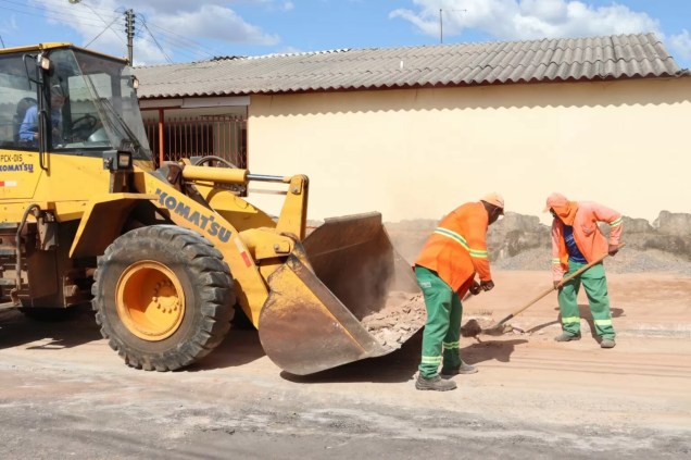 b Frente de Ações Urbanas da Prefeitura de Goiânia entra em reta final com limpeza em bairros da Região Leste, e reforço nos serviços de urbanização, durante esta semana / Fotos: Luciano Magalhães Diniz/Fernando Leite/Rafael Messias/Comurg