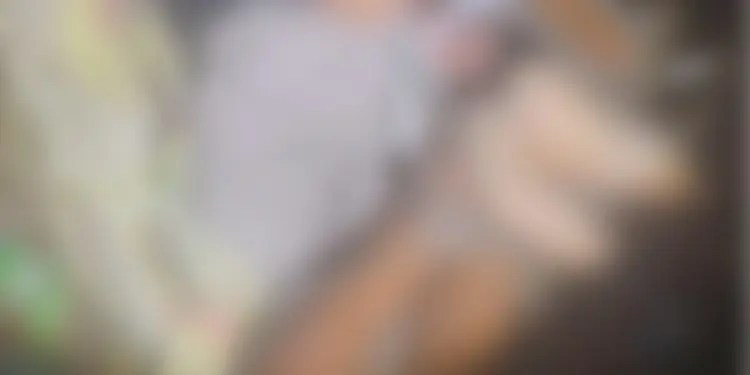 Image default