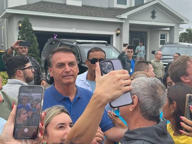 STF manda à 1ª instância pedidos de investigação contra Bolsonaro