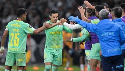 Libertadores: Veiga marca, e Palmeiras sai na frente contra o Atlético-MG
