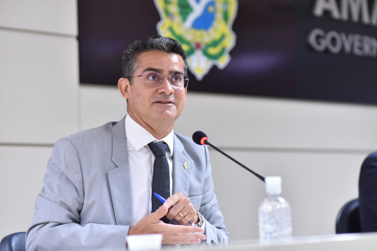 Agregador nacional de pesquisas mostra prefeito David Almeida com grande chance de reeleição