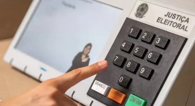 ELEIÇÕES 2024 – Eleições municipais: convenções partidárias começaram  neste sábado