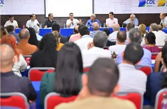 Centro de Manaus: em novo mandato, David anuncia construção de moradias, fomento turístico, disseminação de festival e ações de asfalto