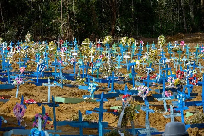 Manaus se prepara para o ” Dia de Finados”