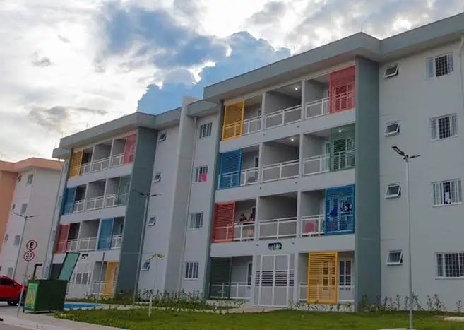 Prefeito David Almeida visita terrenos das obras dos empreendimentos Morar Melhor 13, 14 e 15 do programa ‘Minha Casa, Minha Vida’