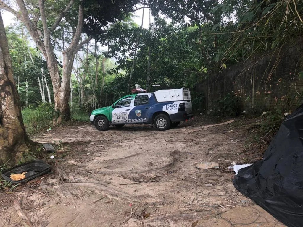 Polícia Militar, por meio da Força Tática, detém suspeito com arma e drogas na zona sul