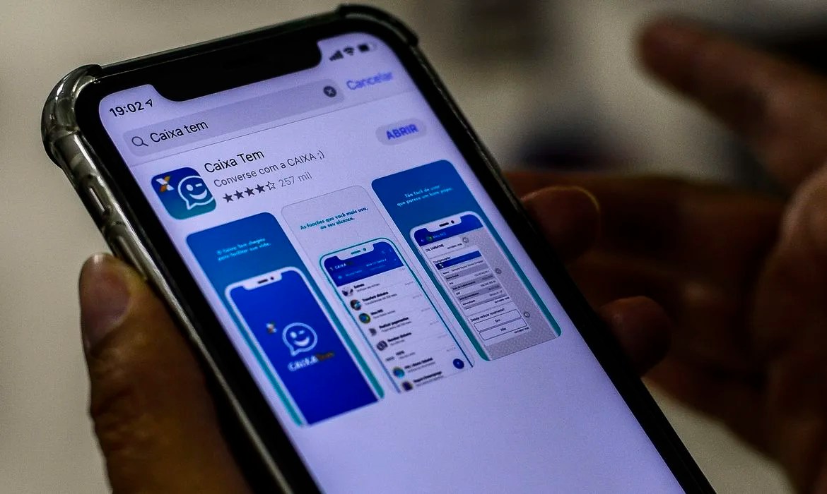 Caixa credita saque emergencial do FGTS para nascidos em julho